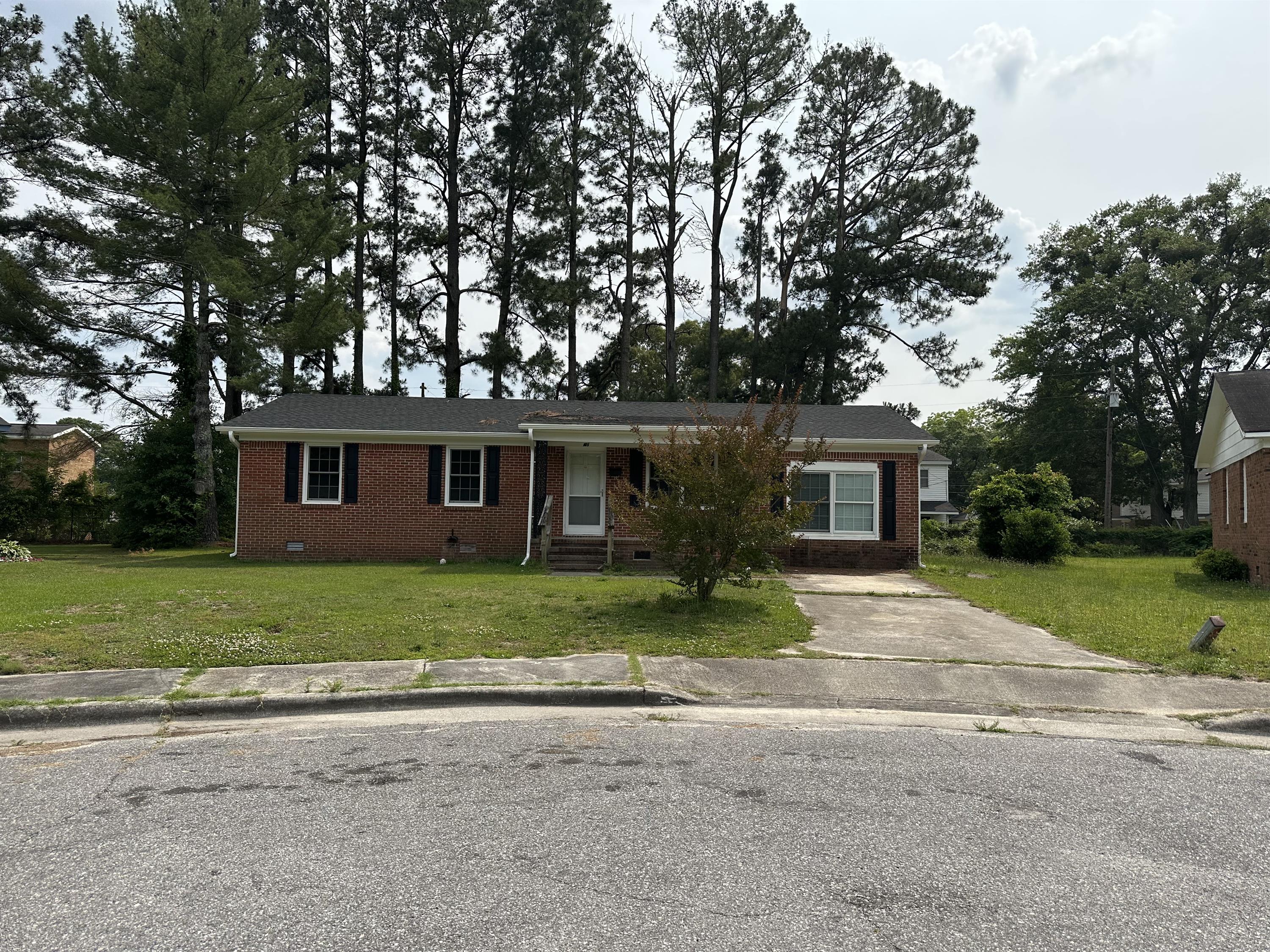 105 Fort Drive