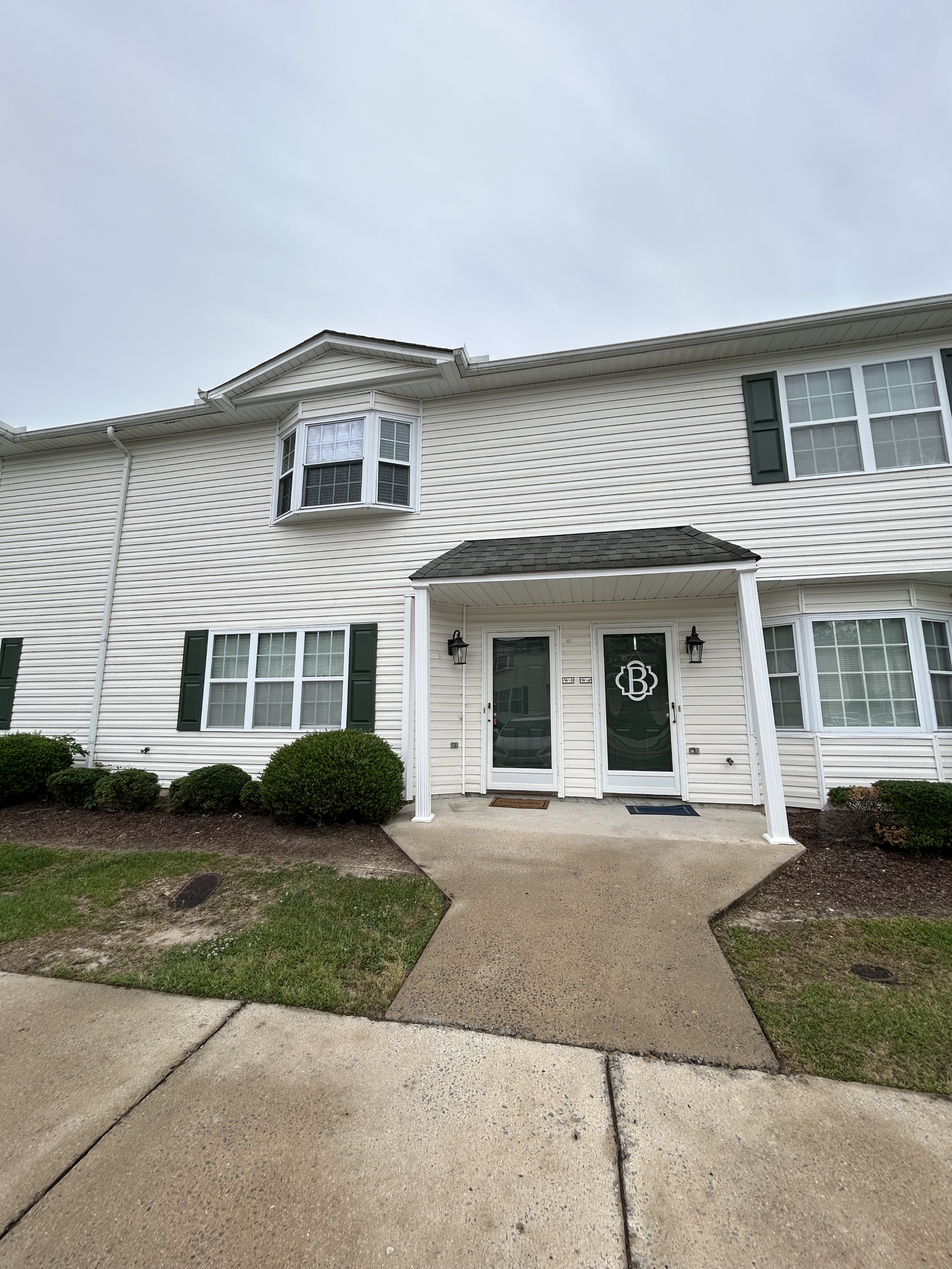 1222 W3 Cross Creek Circle
